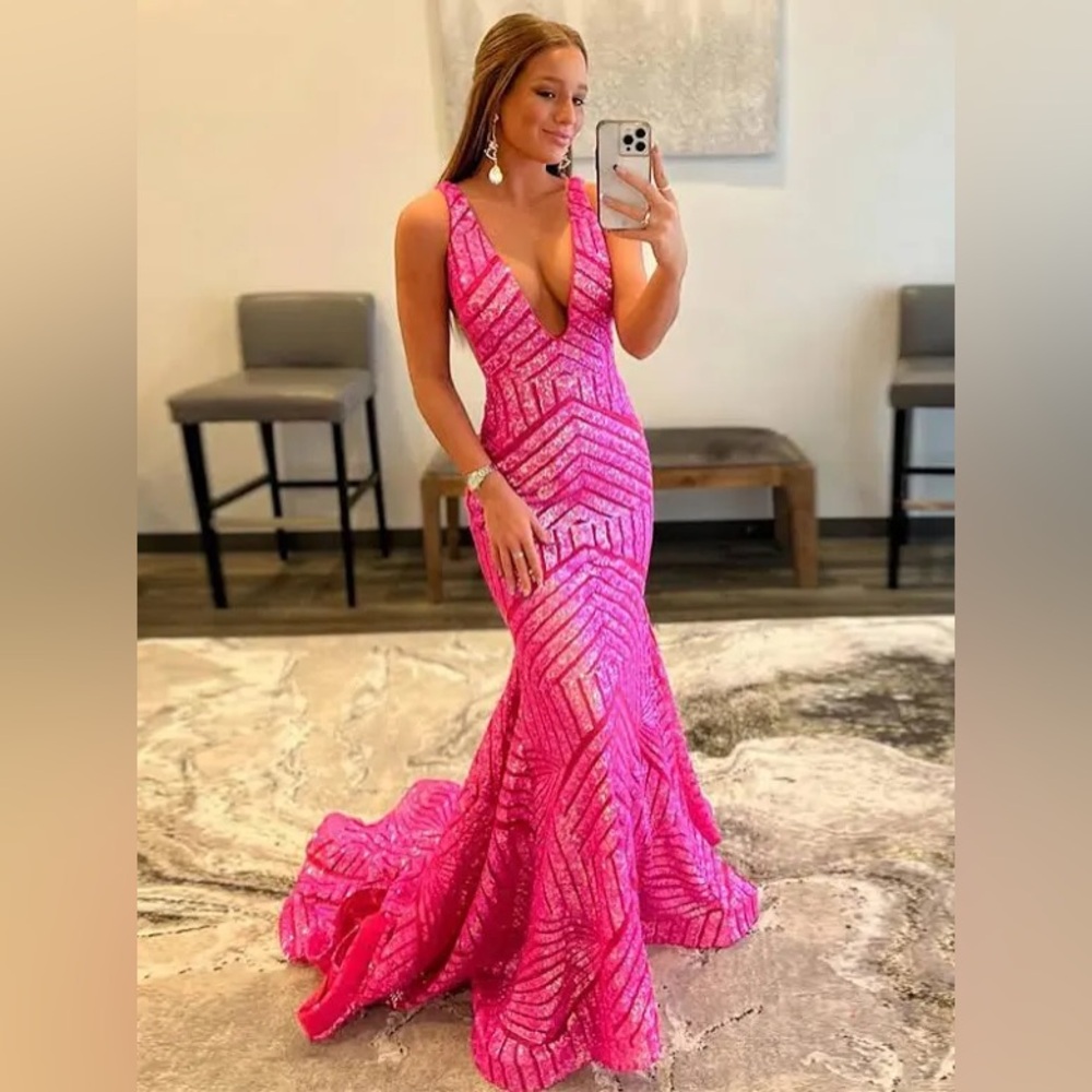 Pink plunge neck prom dress, size small